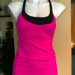 Lululemon 🍋 Small hot pink & black workout tank
